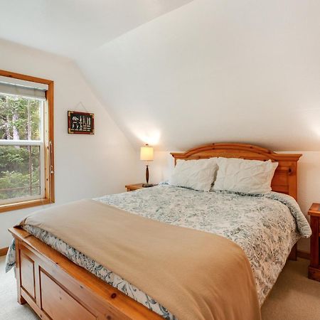 Samuel'S Haven Villa Rockaway Beach Exterior photo