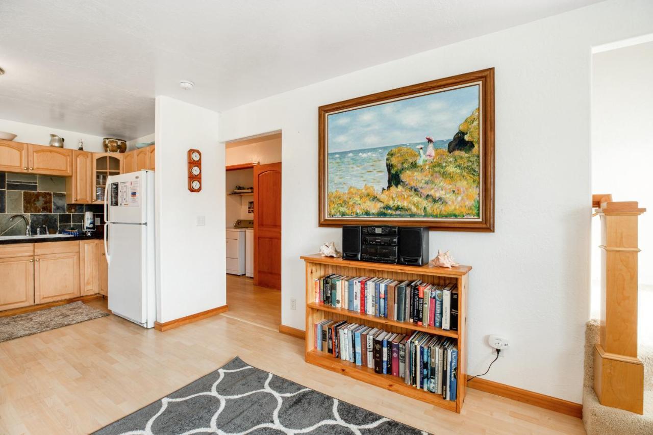 Samuel'S Haven Villa Rockaway Beach Exterior photo