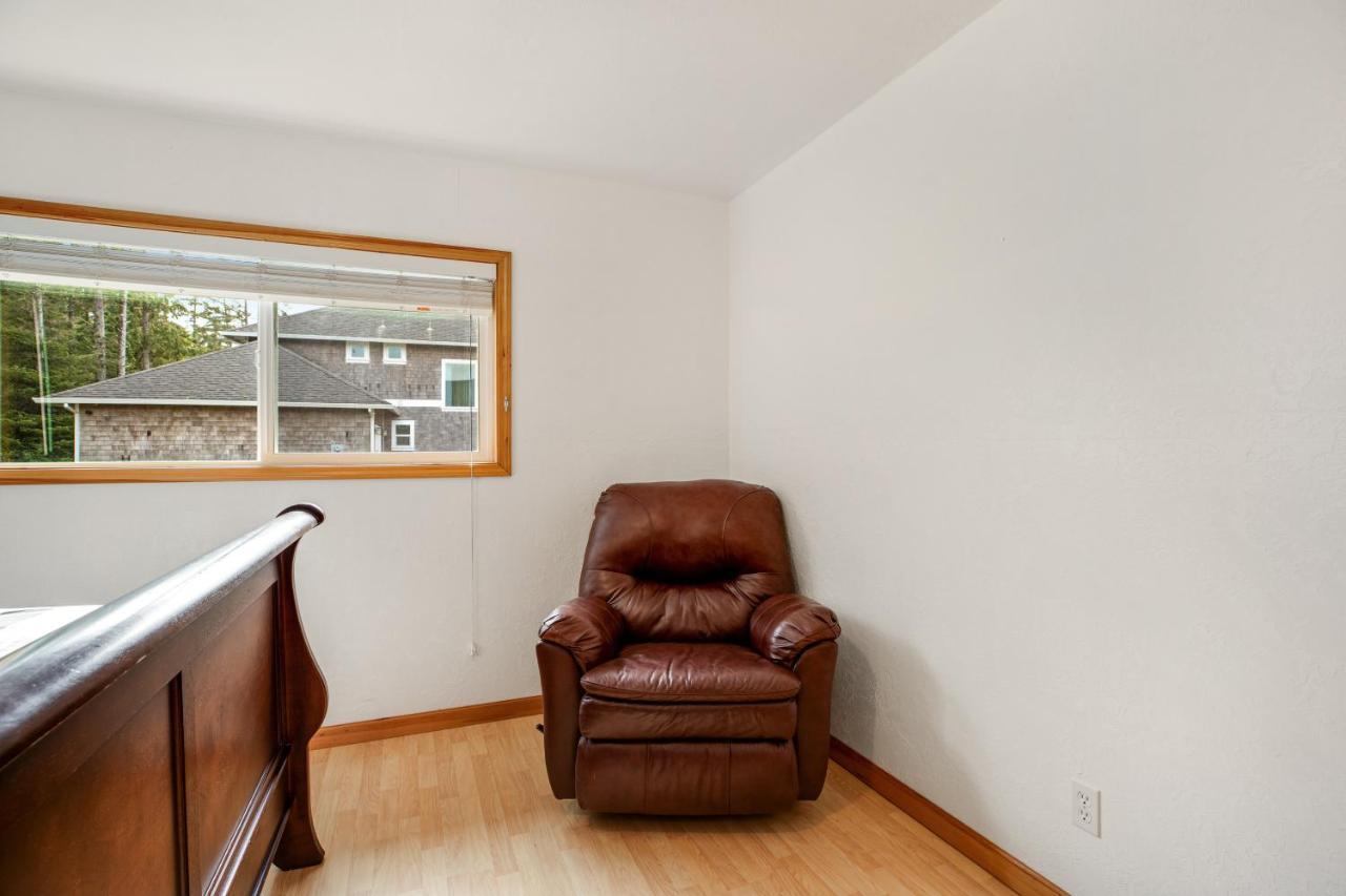 Samuel'S Haven Villa Rockaway Beach Exterior photo
